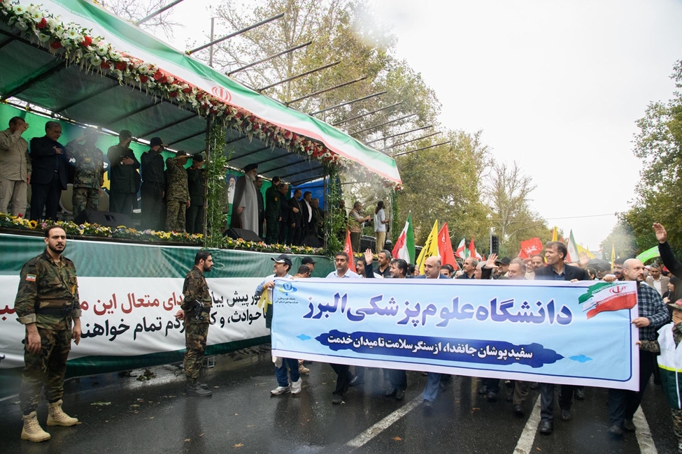 گزارش تصویری // سفید پوشان جانفدا؛ ازسنگرسلامت تا میدان خدمت...